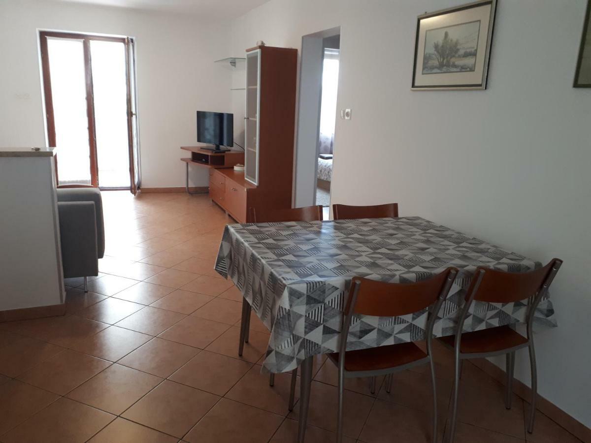 Apartment Lea Cres